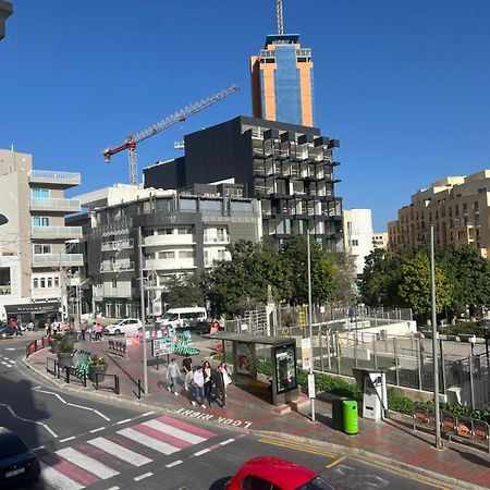 Saint Julian's Stresa Court Apartments מראה חיצוני תמונה