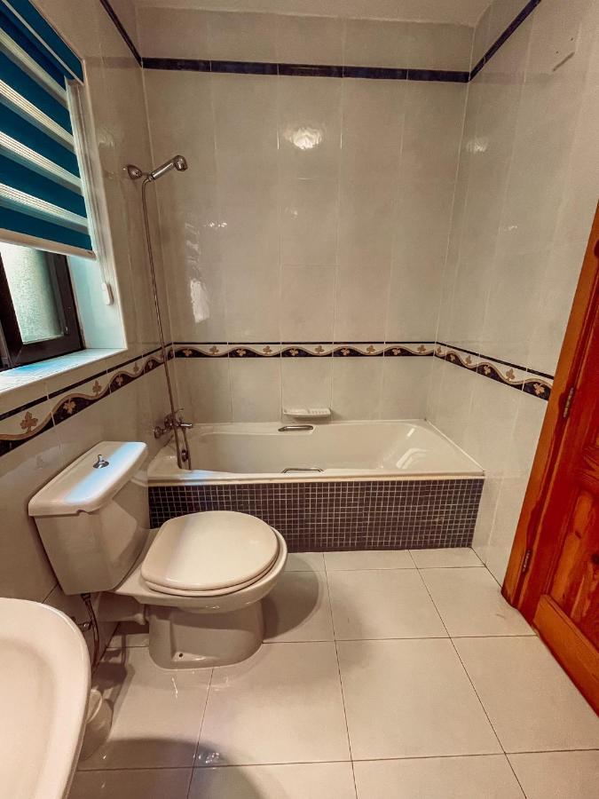 Saint Julian's Stresa Court Apartments מראה חיצוני תמונה