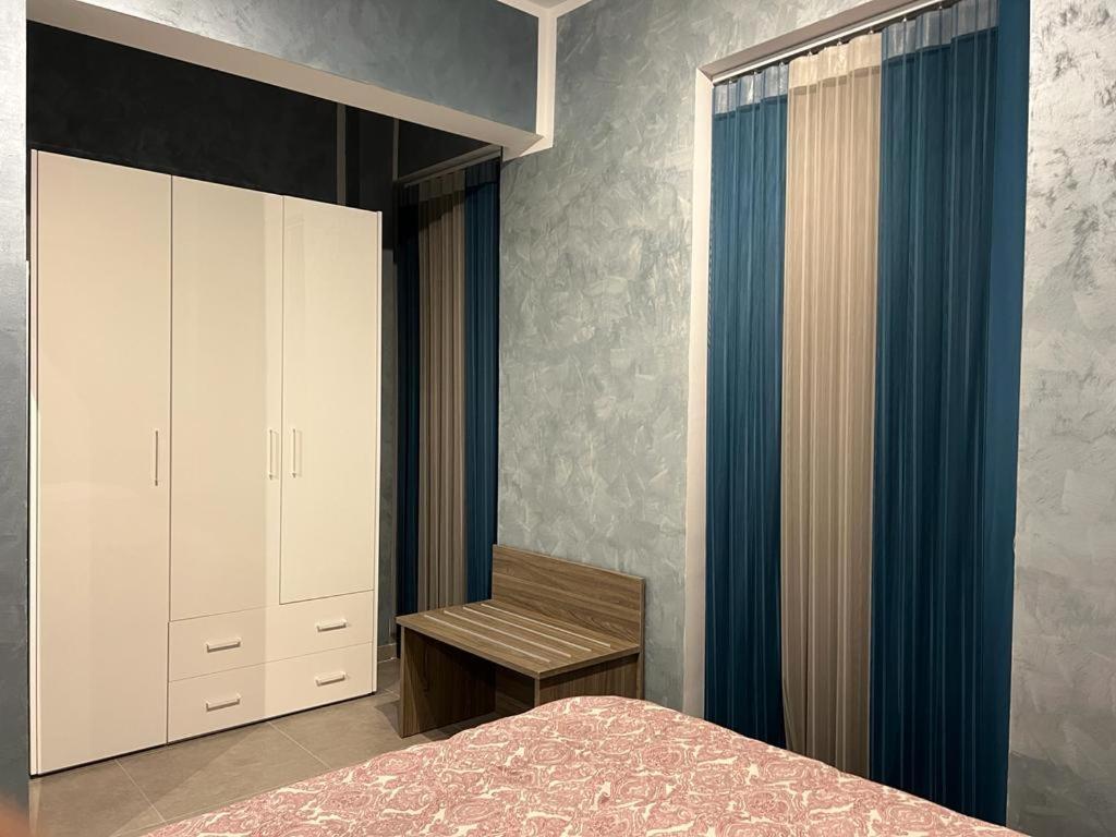 Saint Julian's Stresa Court Apartments מראה חיצוני תמונה