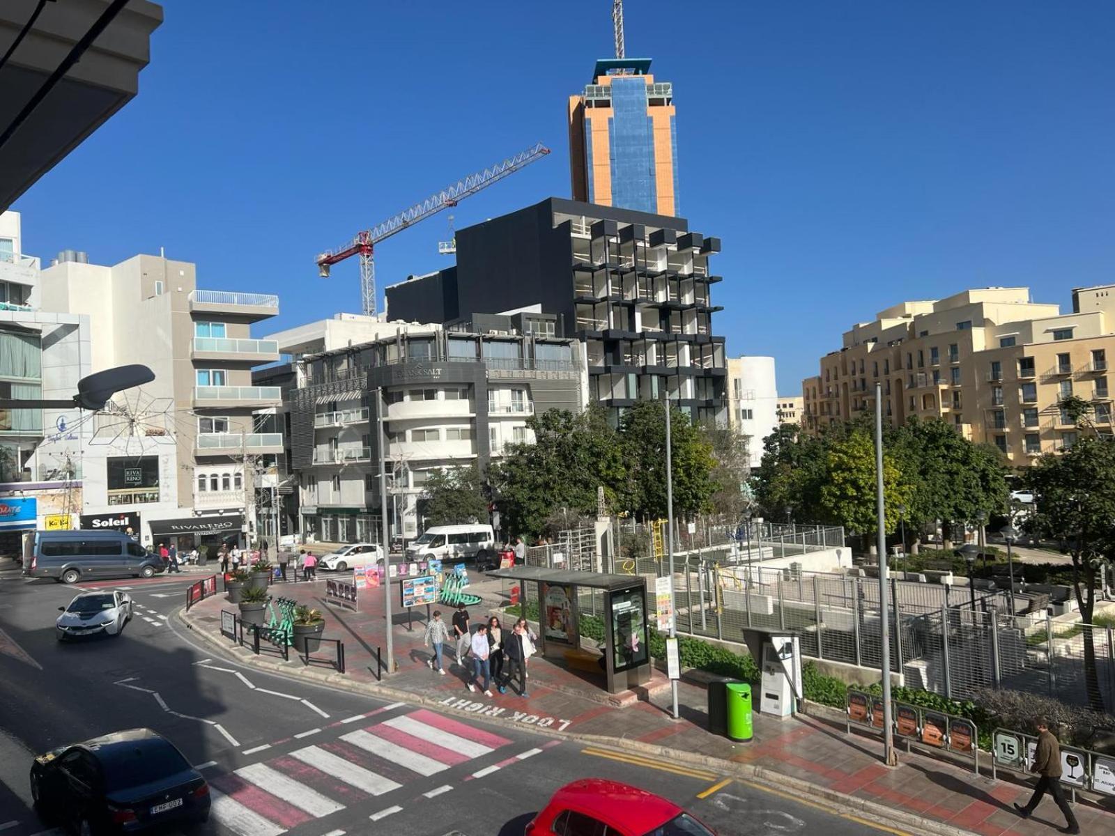 Saint Julian's Stresa Court Apartments מראה חיצוני תמונה
